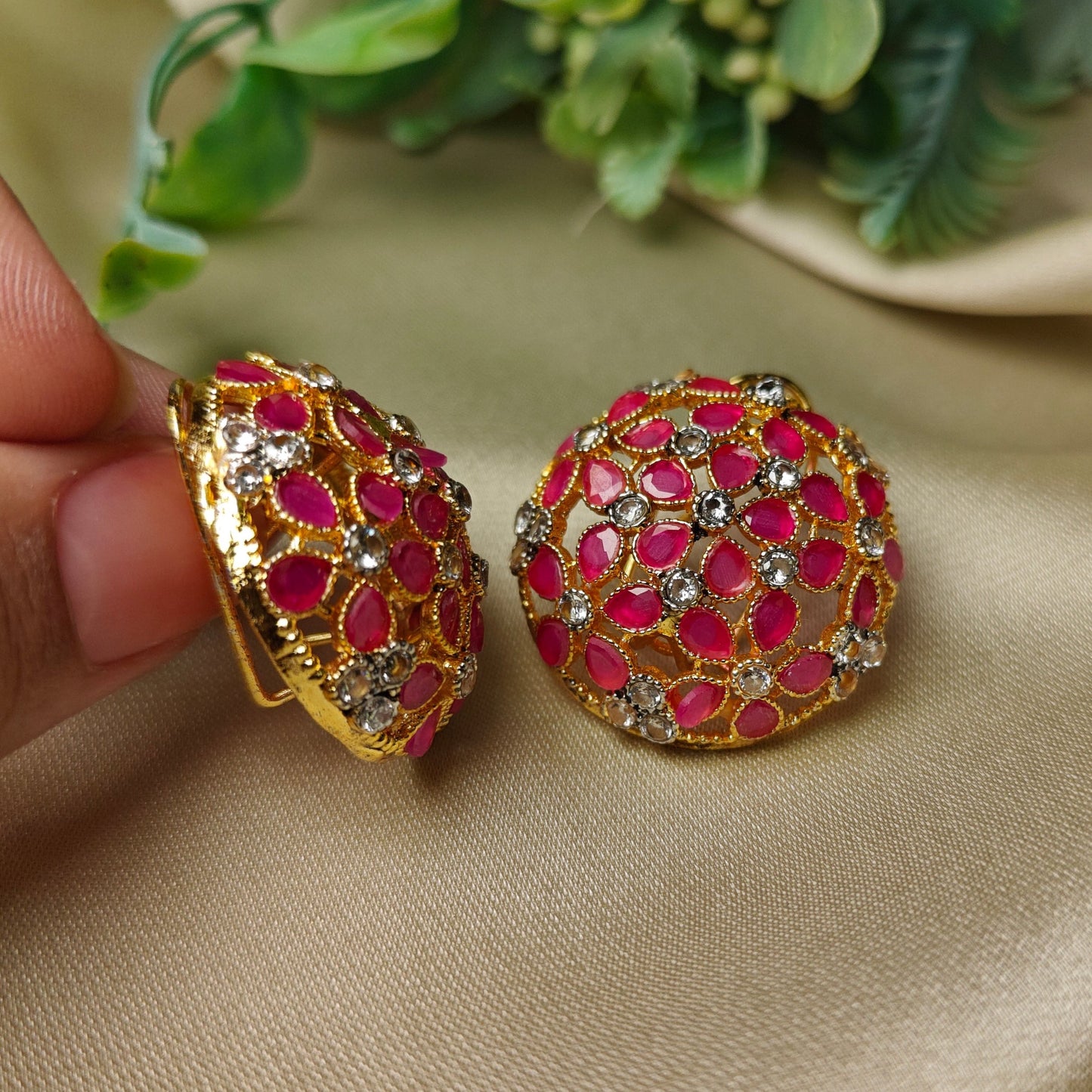 Fuschia Gilden Domes