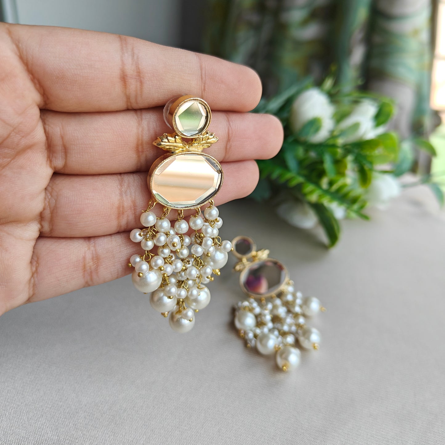 Mawra Reflection Earrings