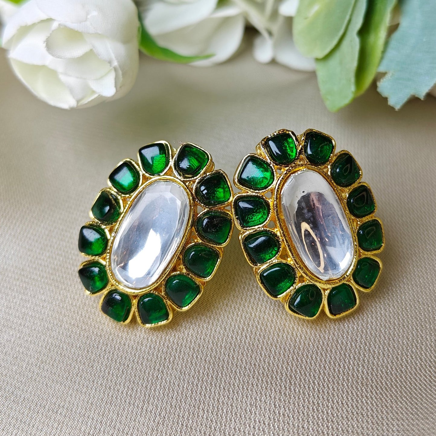 Zumurrud Kundan Studs