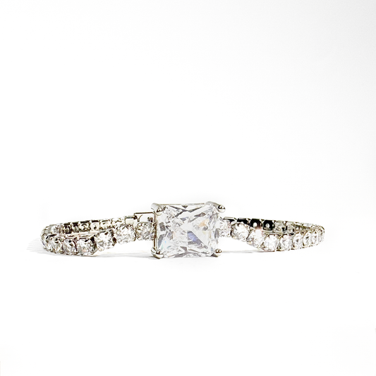 Luna Radiance Bracelet