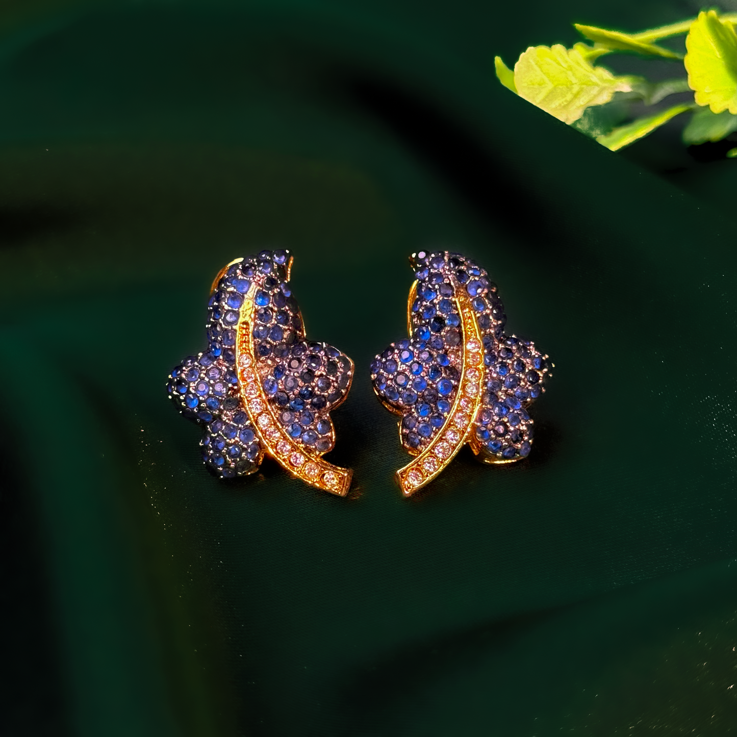 Sapphire Leaflets