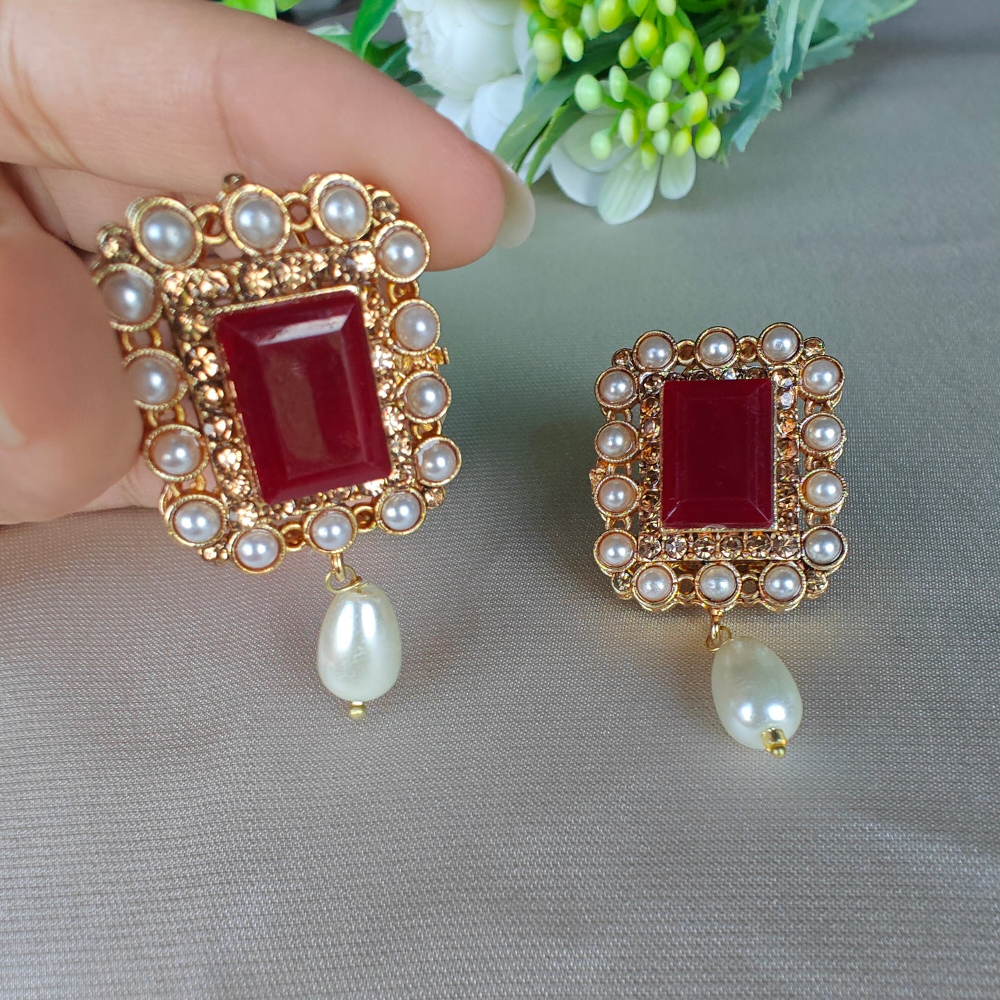 Wine Pearl Casket Earrings