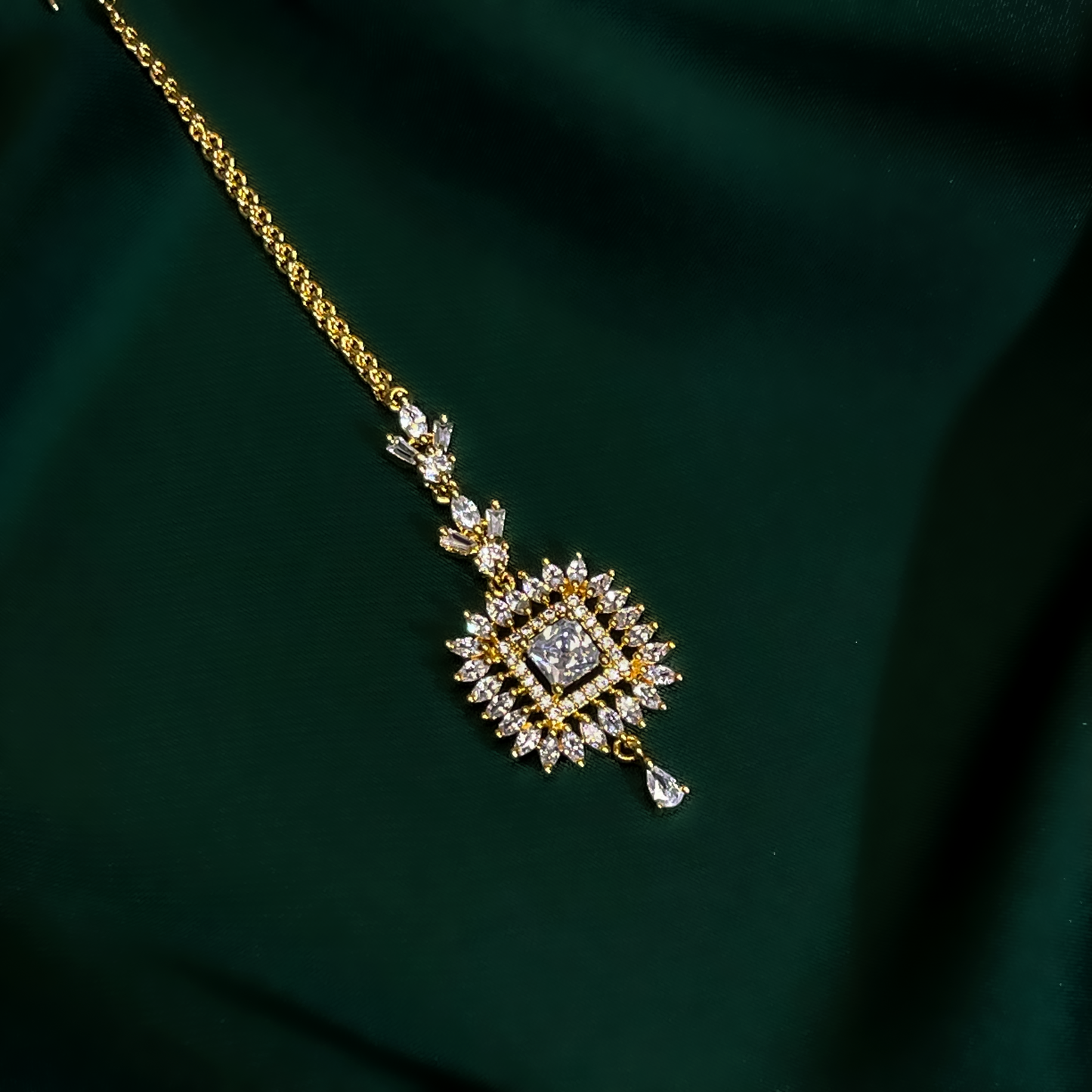 Zarmina Radiant Bloom Teeka