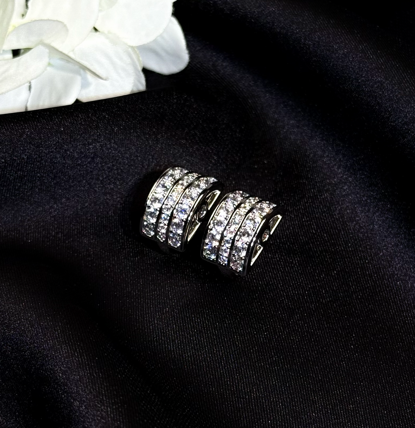 Lunara Studs Earrings