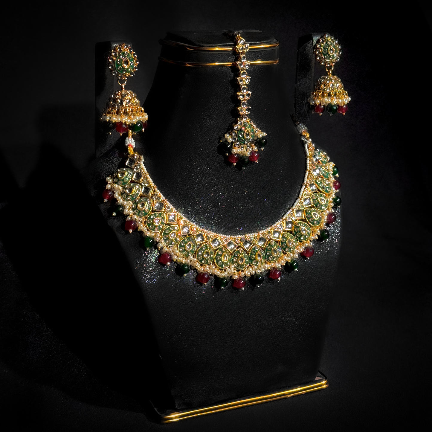 Amira Royal Kundan Necklace Set