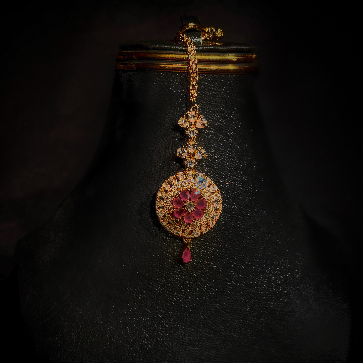 Zeenat Ruby Aura Teeka