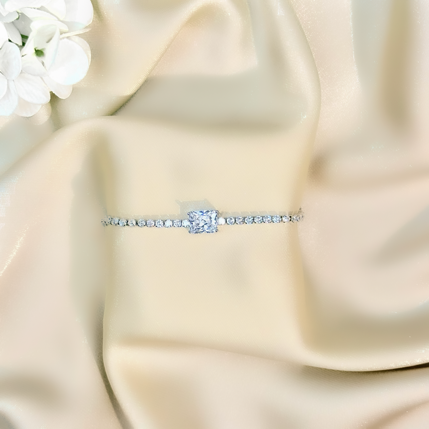 Luna Radiance Bracelet