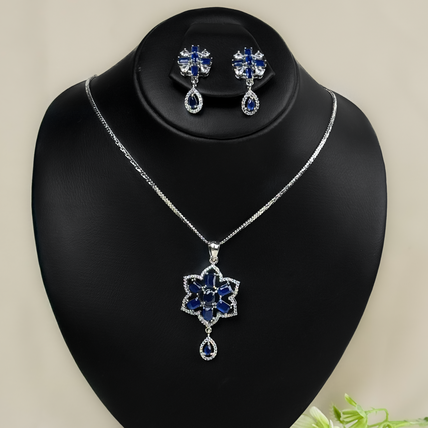 Sapphire Rose Set