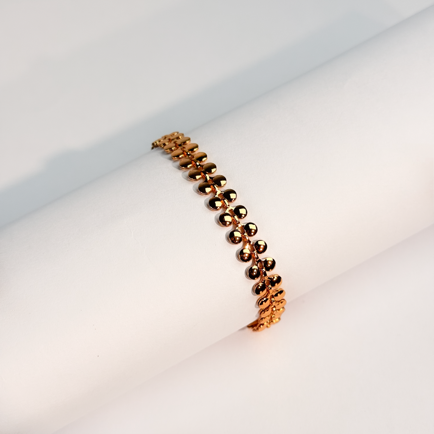 Golden Petal Link Anklet